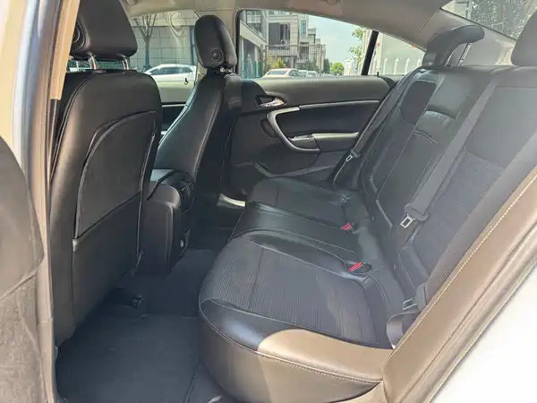 Buick Regal 2013