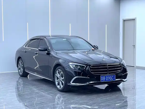 Mercedes-Benz E-Class 2021