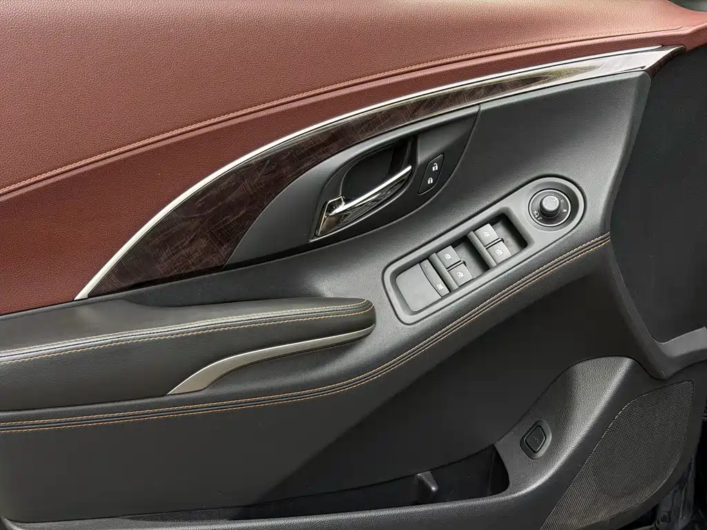 Buick LaCrosse 2015 — фото 13