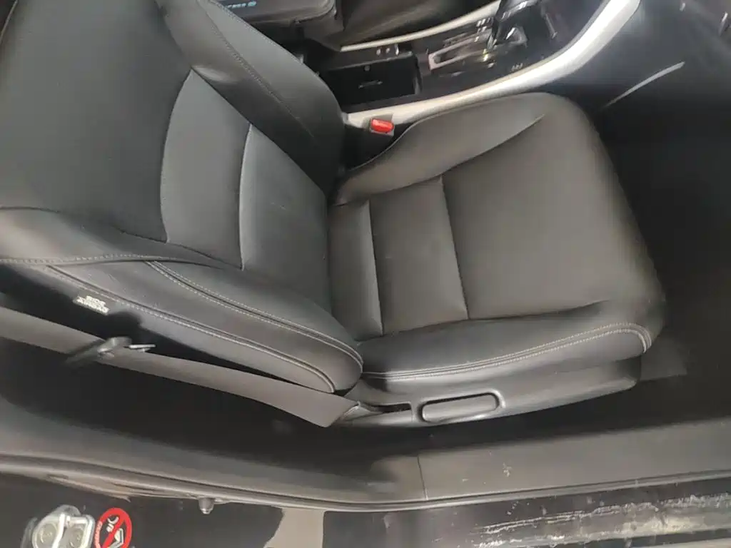 Honda Accord 2018 — фото 25