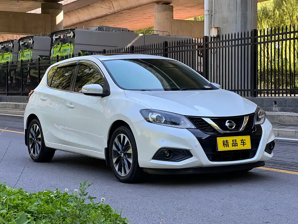 Nissan Tiida 2016 — фото 3