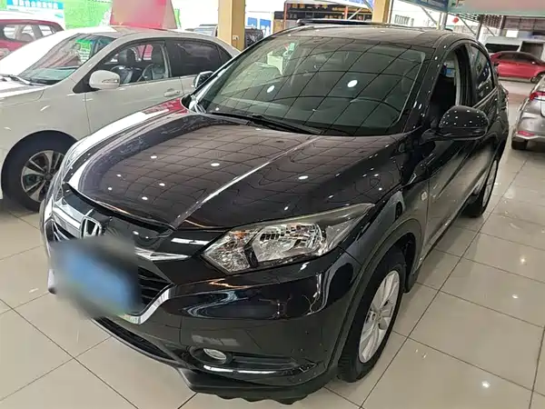 Honda Vezel 2015
