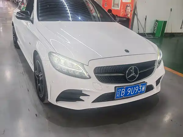 Mercedes-Benz C-Class 2021