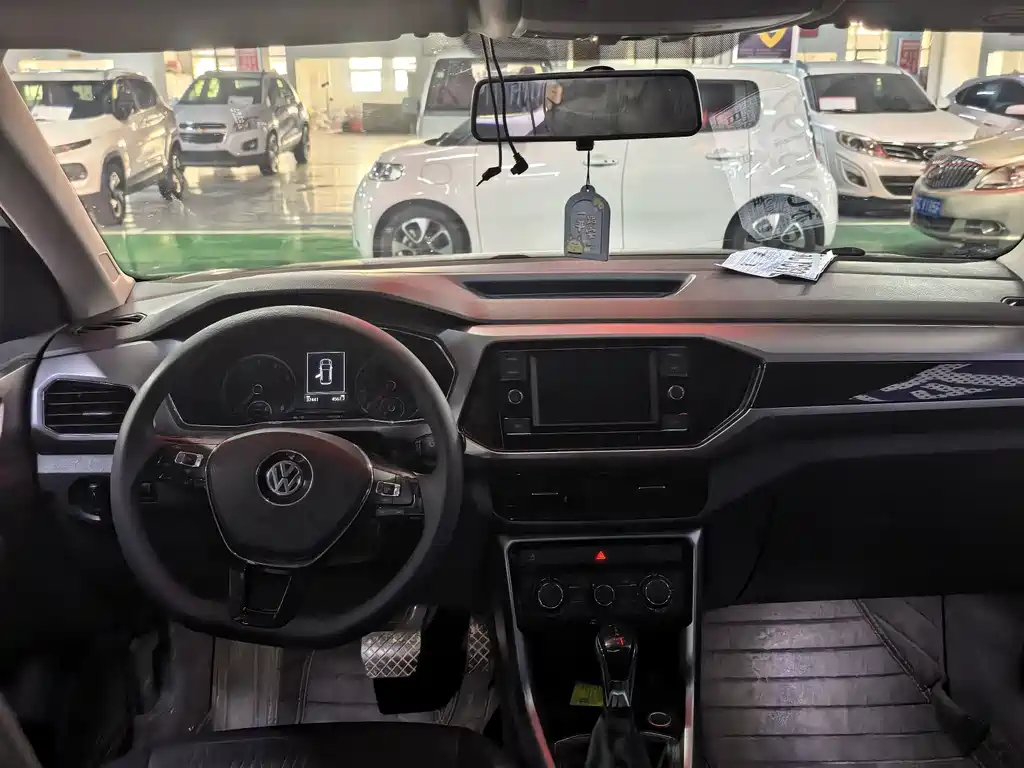 Volkswagen T-Cross 2019