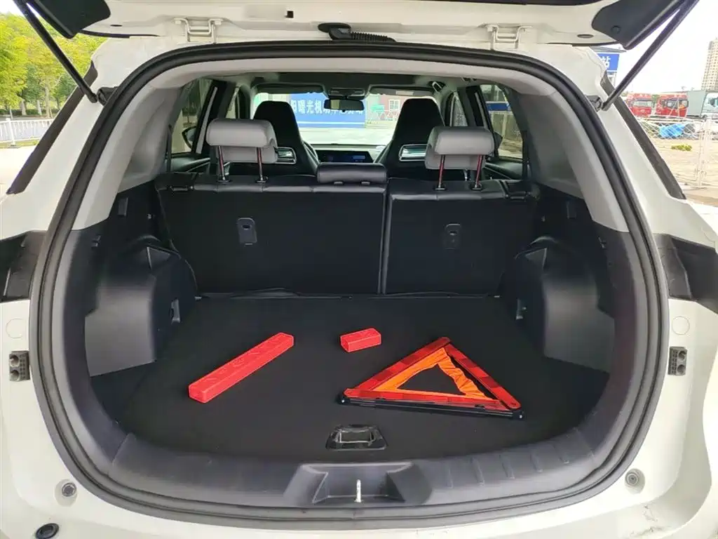 Changan CS75 PLUS 2023 — фото 19