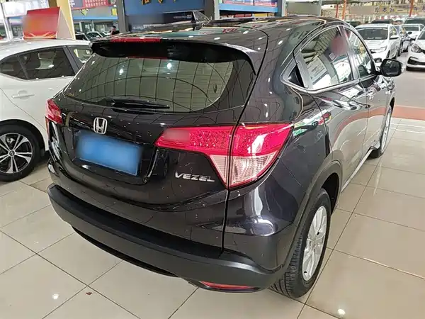 Honda Vezel 2015