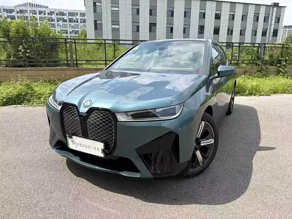 BMW iX 2024