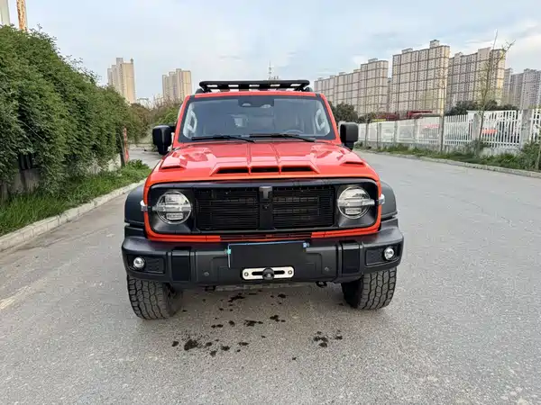 Tank 300 2022
