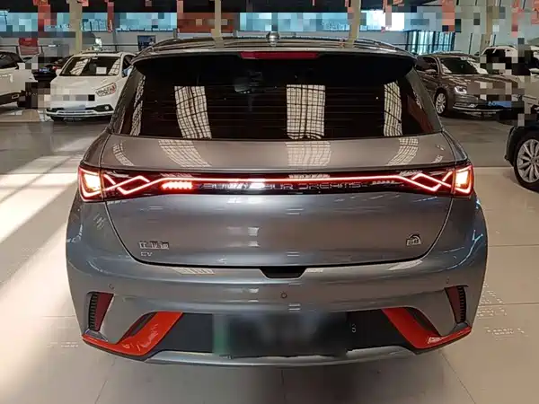 BYD Dolphin 2022