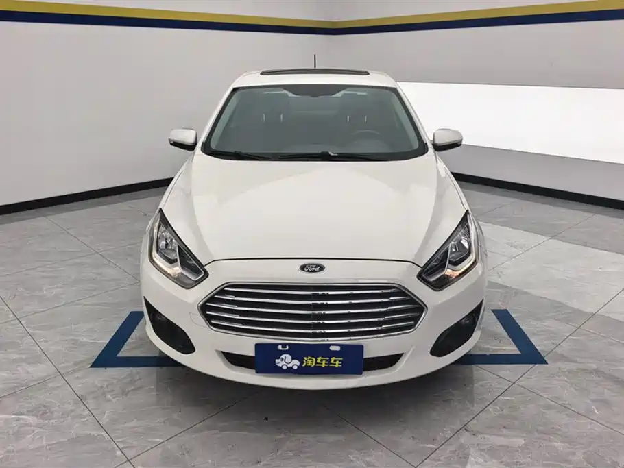 Ford Escort 2017
