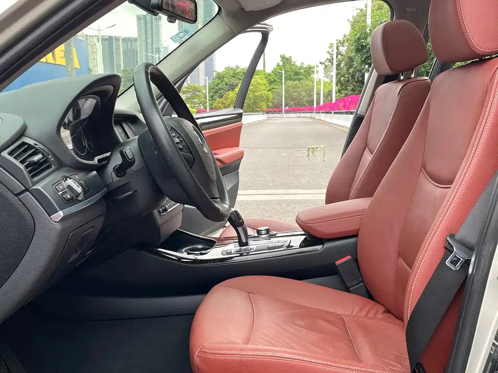 BMW X3 2014 — фото 12