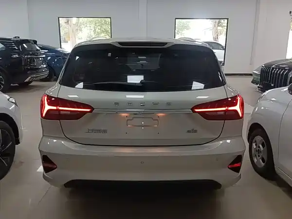 Roewe Ei5 2021