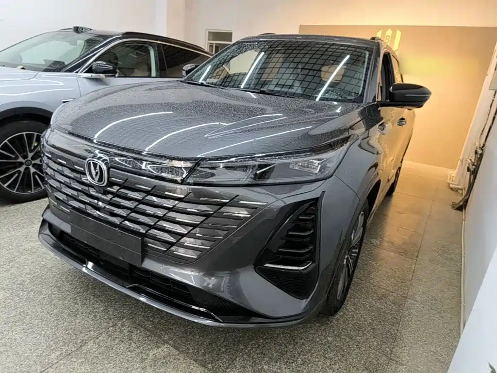 Changan CS75 PLUS 2024 — фото 2