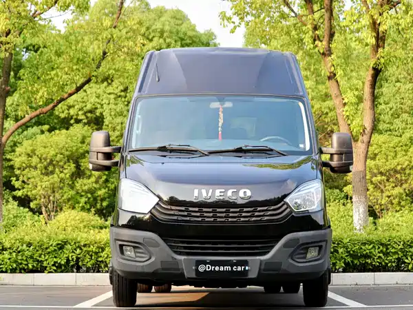 Iveco Wolfson 2023