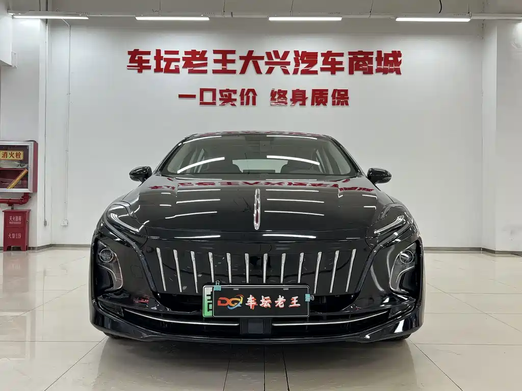 Hongqi E-QM5 2024 — фото 2