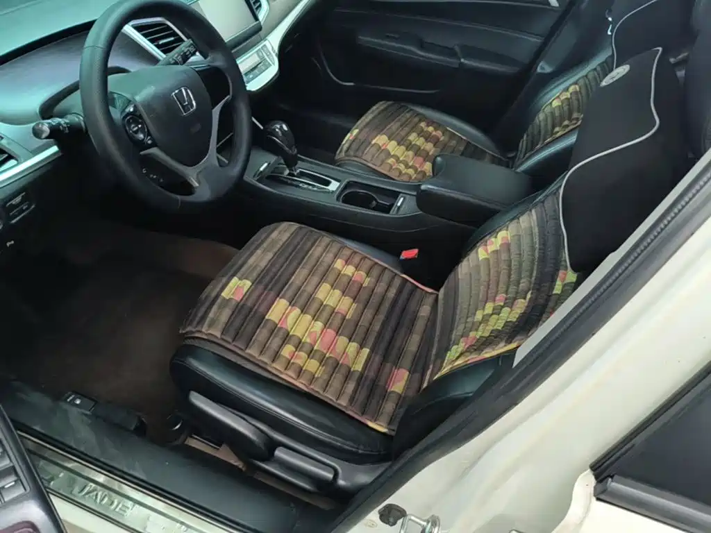 Honda Jade 2015 — фото 15