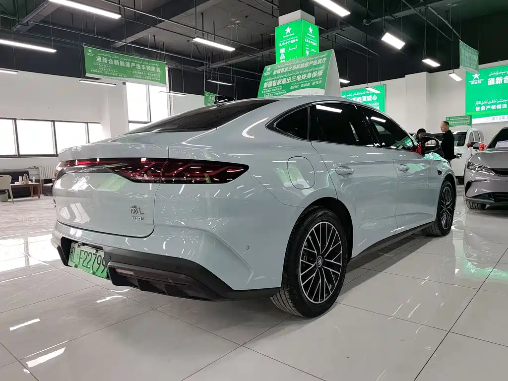 BYD Qin L 2025 — фото 9