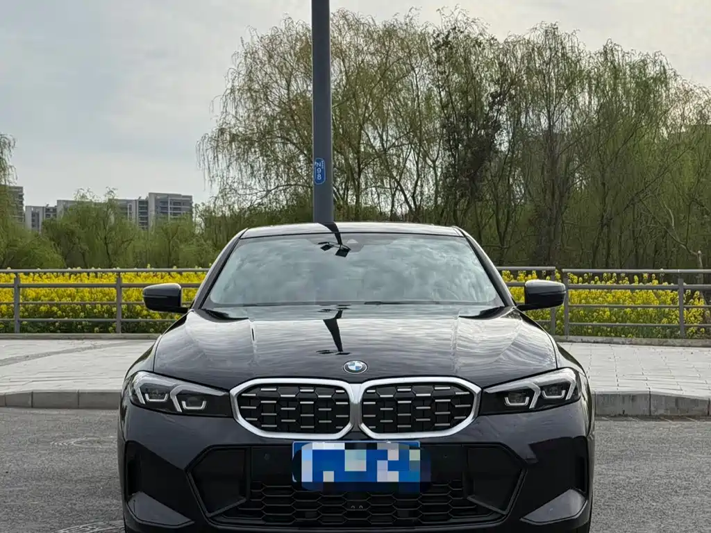 BMW 3 Series 2024