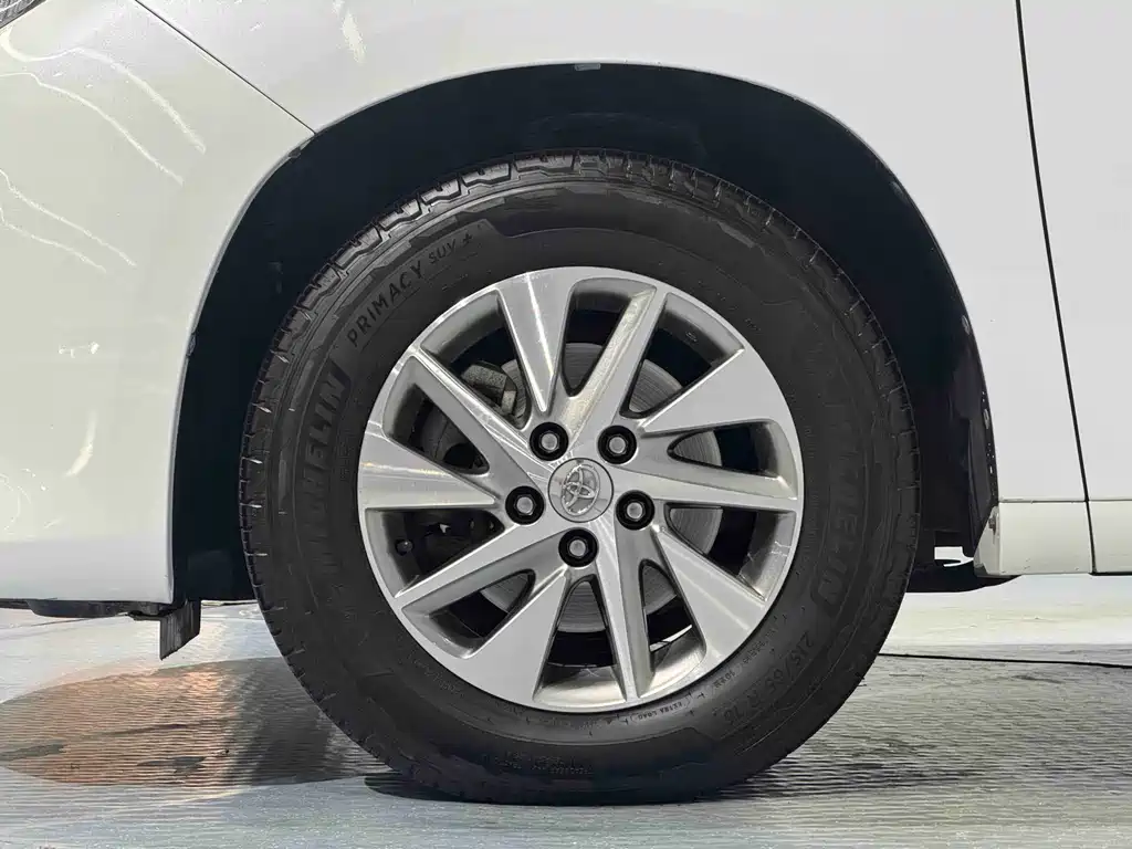 Toyota Alphard 2012 — фото 18