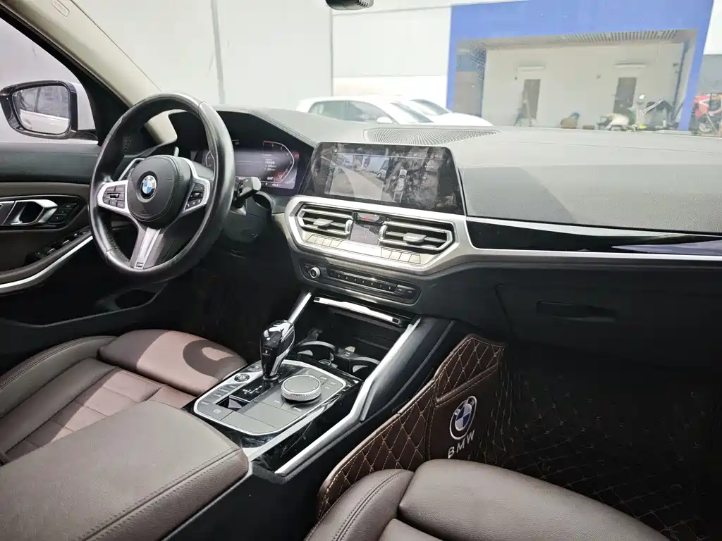 BMW 3 Series 2020 — фото 11