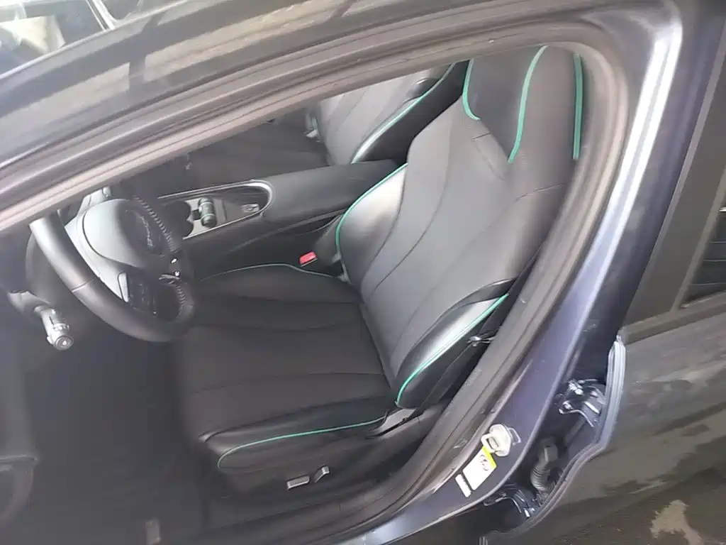 BYD Dolphin 2023 — фото 15