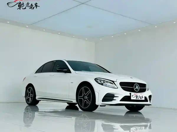Mercedes-Benz C-Class 2021