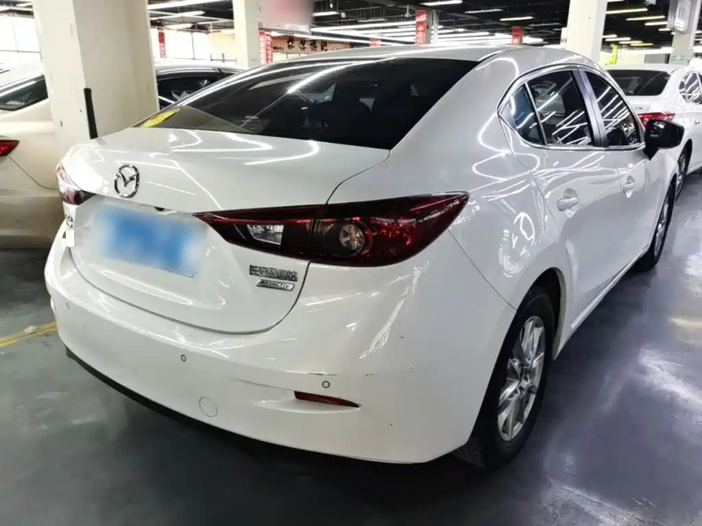 Mazda 3 Axela 2020