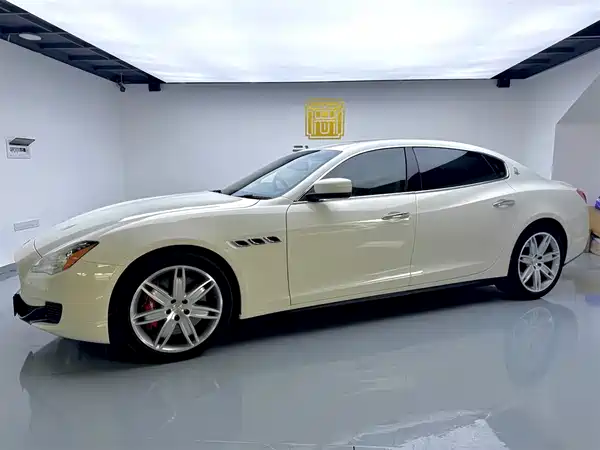 Maserati Quattroporte 2014