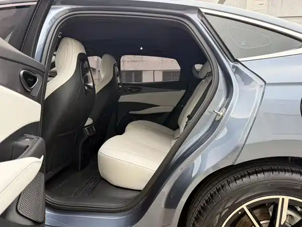 BYD Seal 06 2025