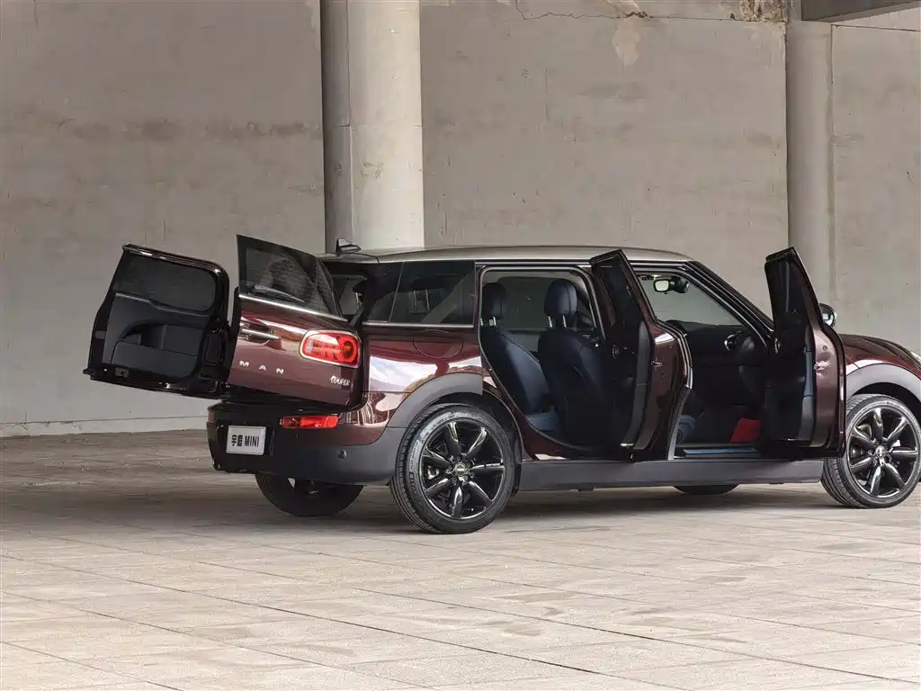 MINI Clubman 2019 — фото 3
