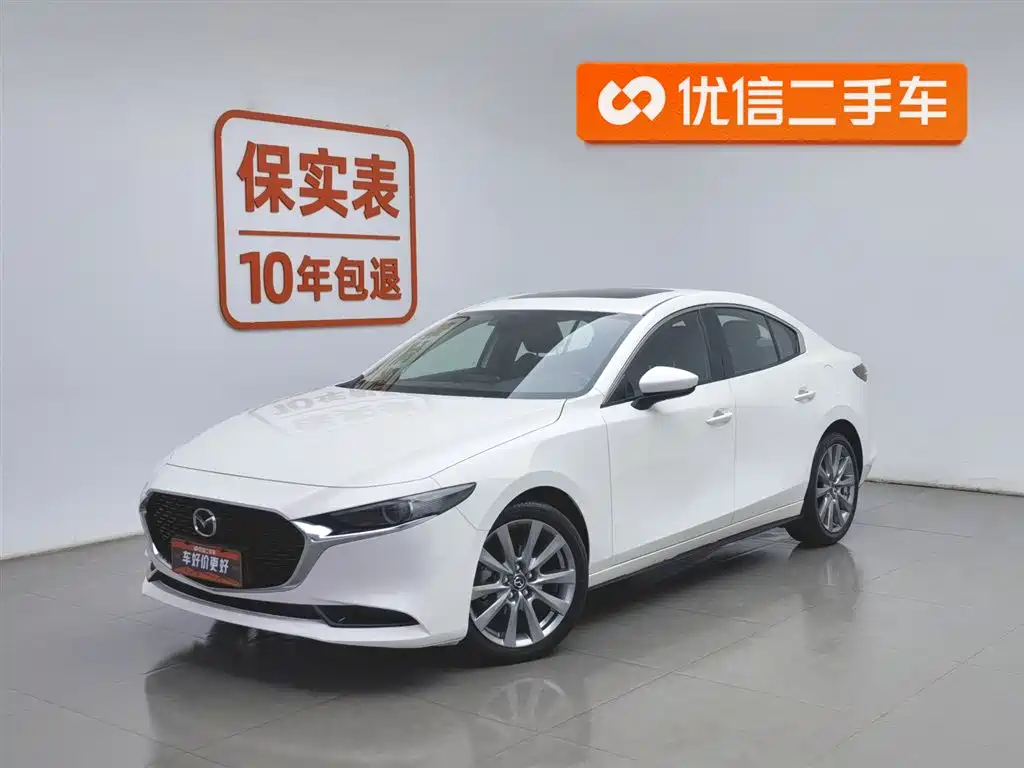 Mazda 3 Axela 2024