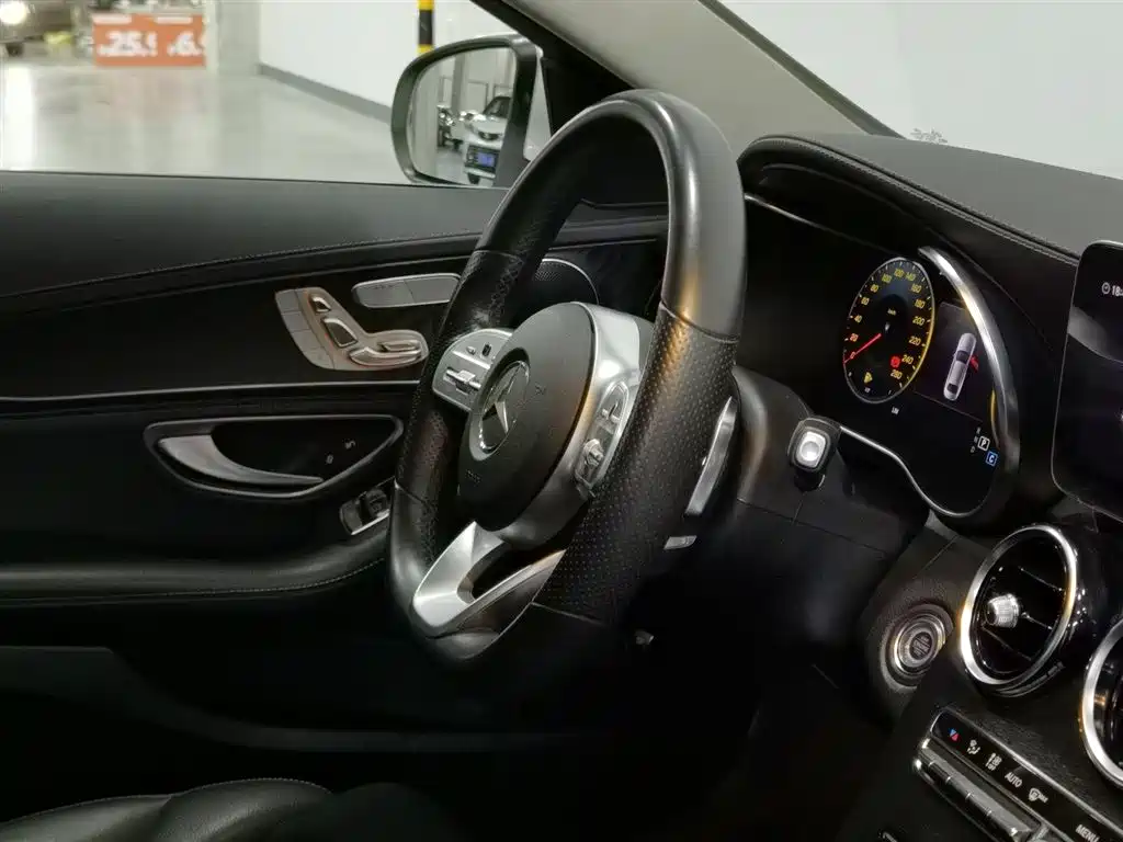 Mercedes-Benz C-Class 2020 — фото 22