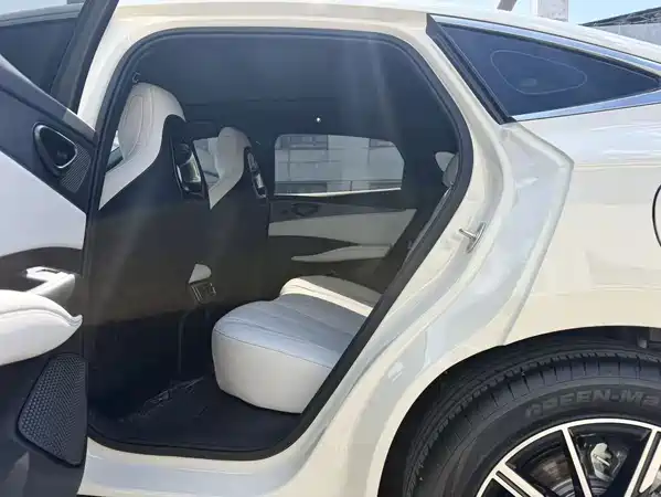 BYD Seal 06 2025