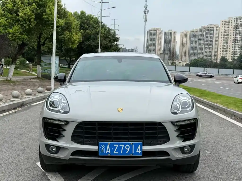 Porsche Macan 2016