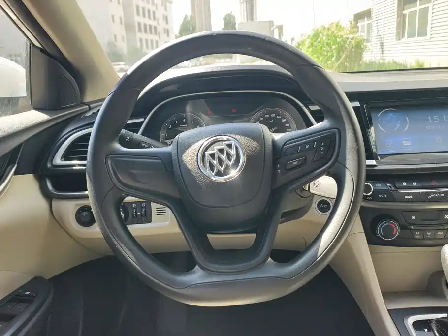 Buick Excelle 2017 — фото 15