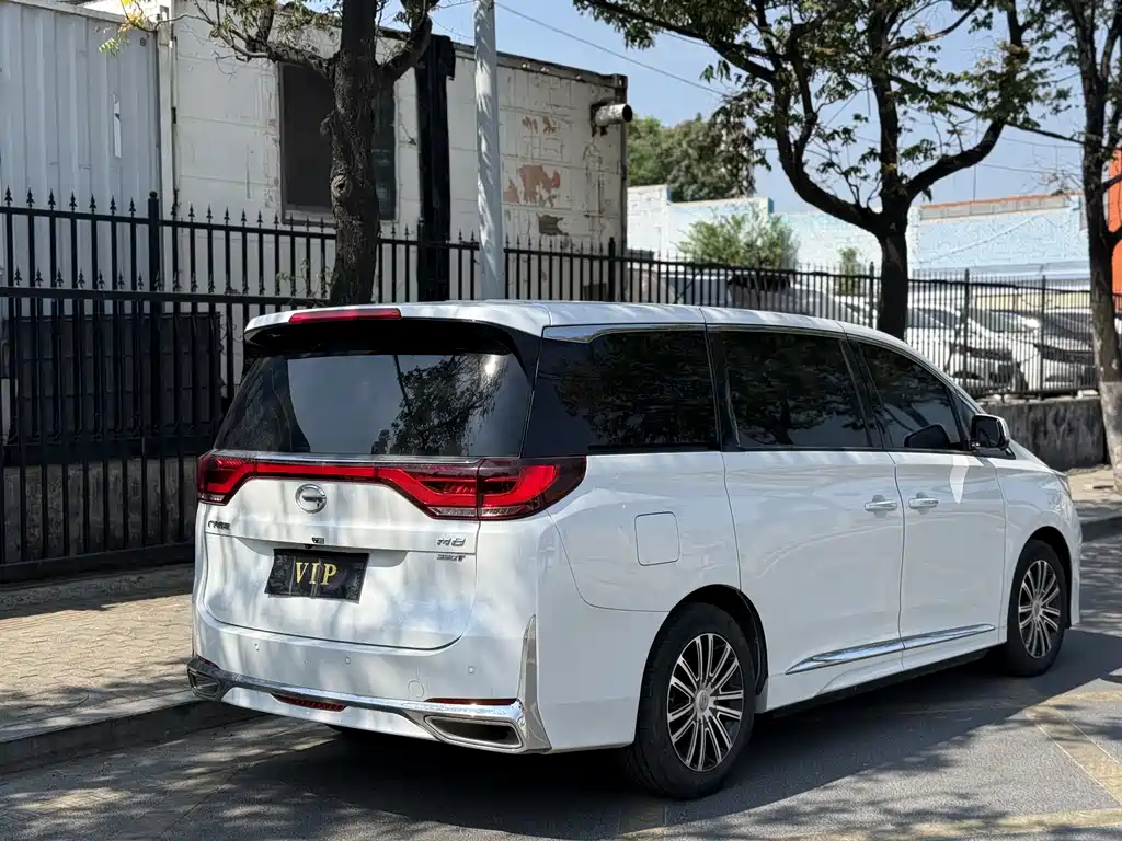 GAC Motor Trumpchi M8 2023 — фото 9