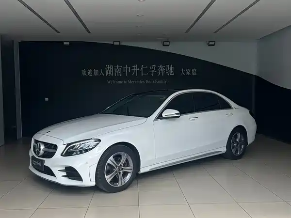 Mercedes-Benz C-Class 2021