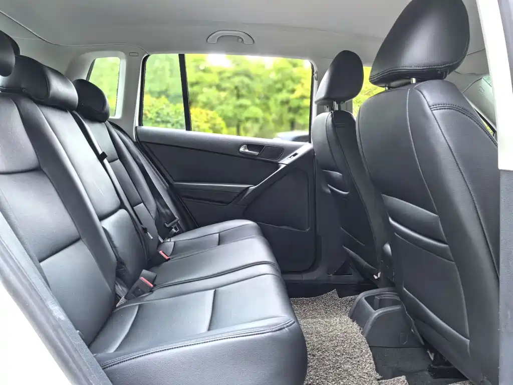 Volkswagen Tiguan 2015 — фото 23