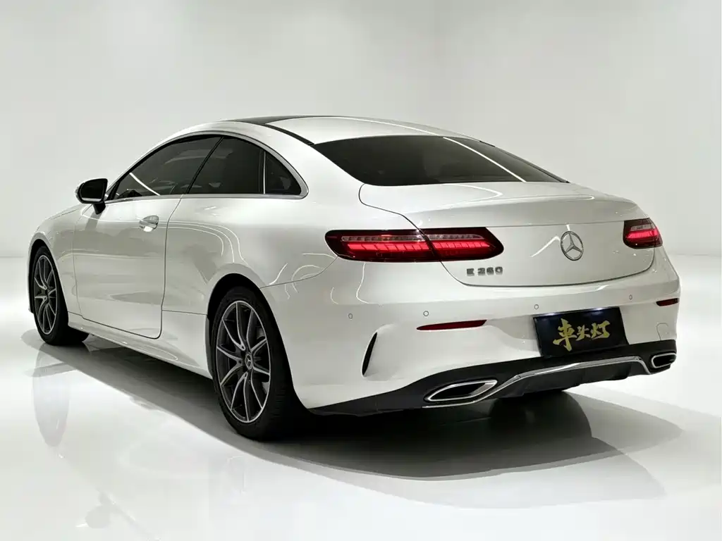 Mercedes-Benz E-Class 2021 — фото 9