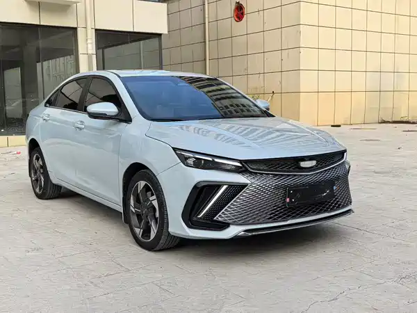 Geely Emgrand L Hip 2022