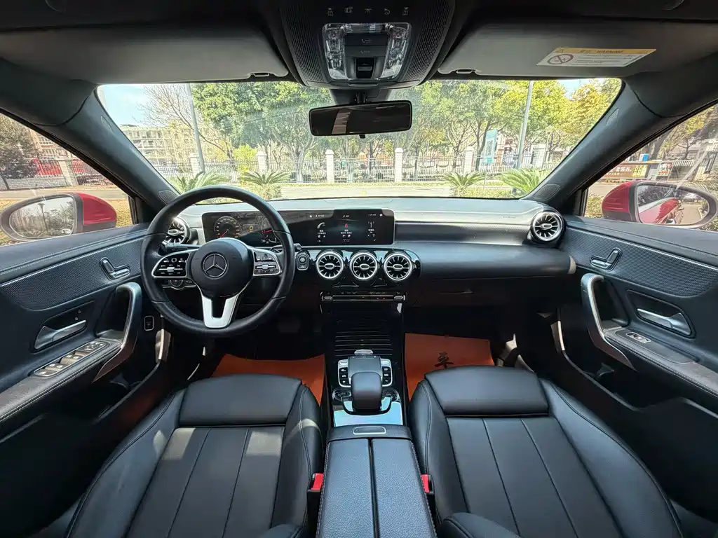 Mercedes-Benz A-Class 2020 — фото 5