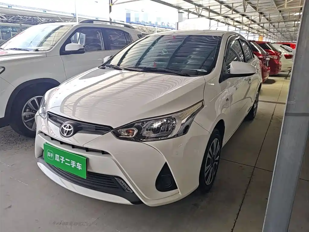 Toyota Yaris L 2020 — фото 2