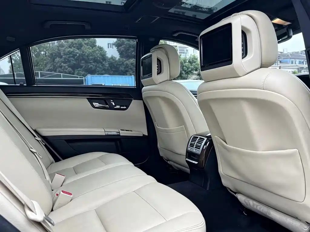 Mercedes-Benz S-Class 2011 — фото 15