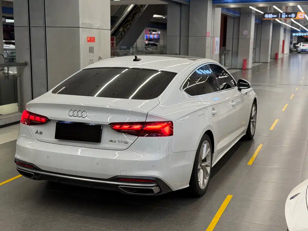 Audi A5 2021 — фото 10