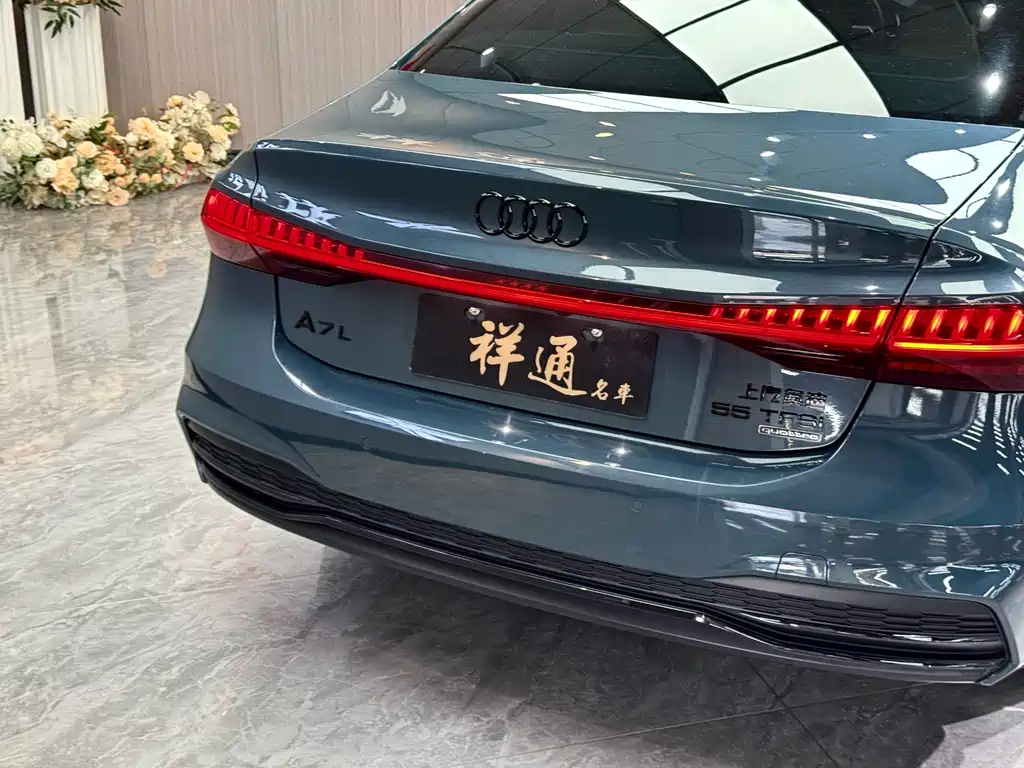 Audi A7L 2023 — фото 21