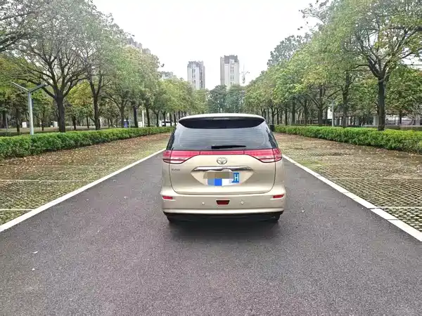Toyota Previa 2006