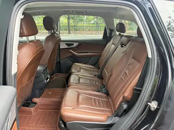 Audi Q7 2016