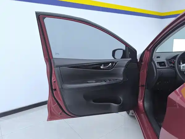 Nissan Tiida 2021