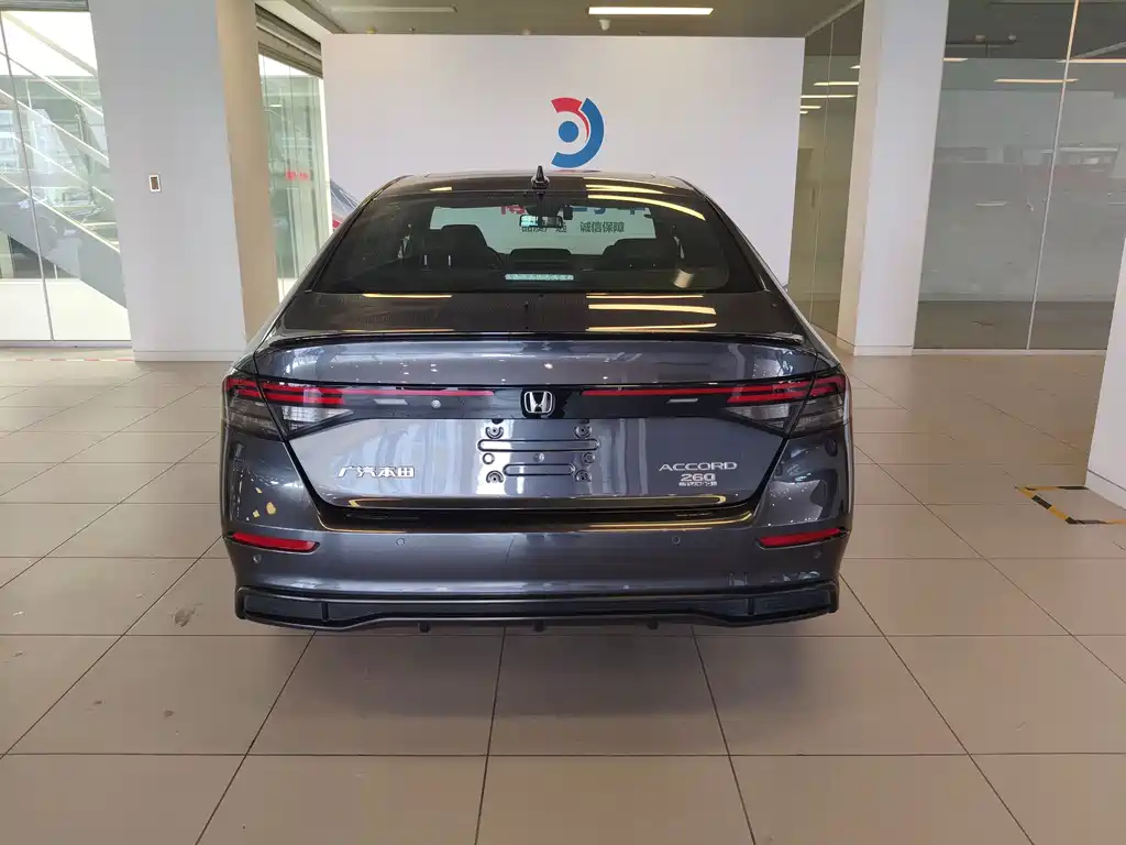 Honda Accord 2023 — фото 28