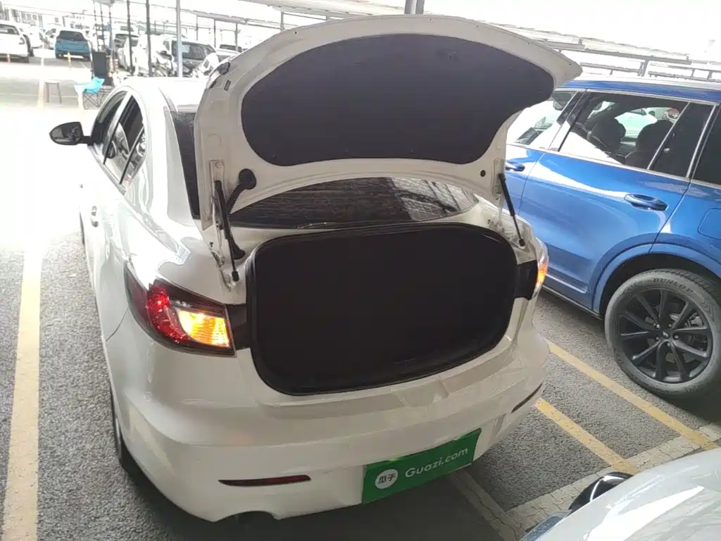 Mazda 3 Xingcheng 2016 — фото 19